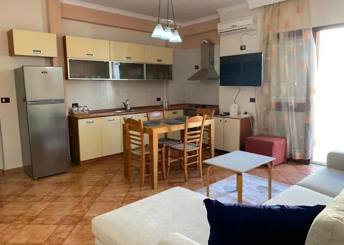 The 8Th Floor Apartment